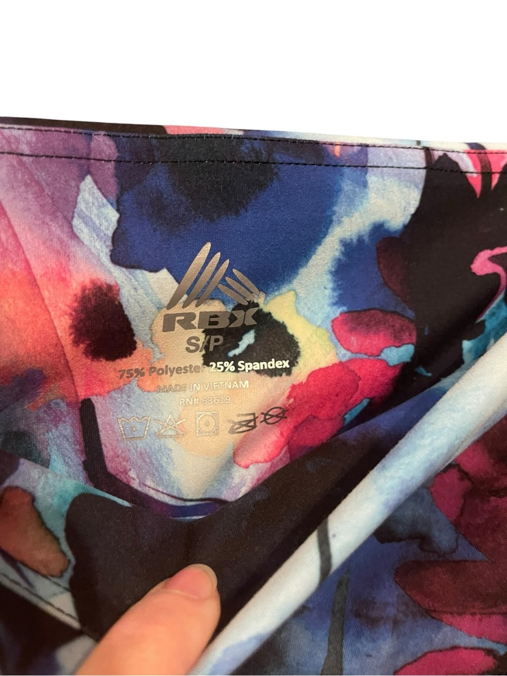 RBX Multicolor Abstract Capri Leggings NWOT - Picture 3 of 3